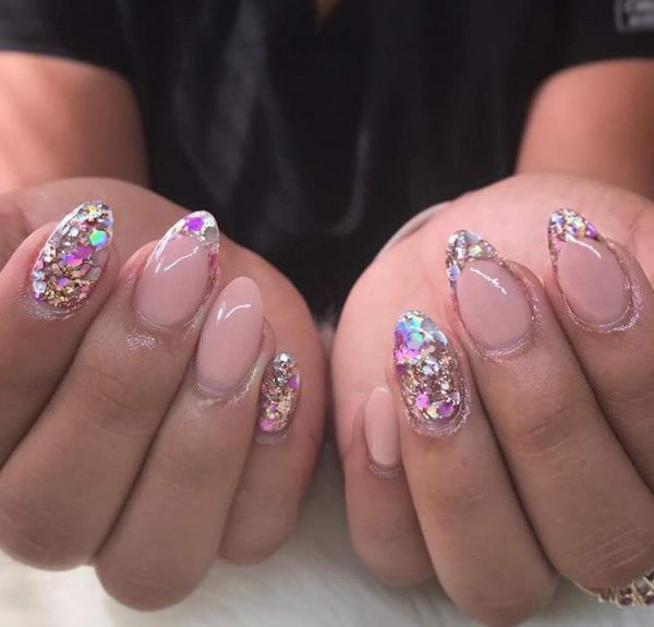 Amazing Glitter Nail Designs 2018-8-21-24beautytutorial.com